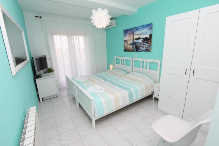 Standard Twin room with balcony