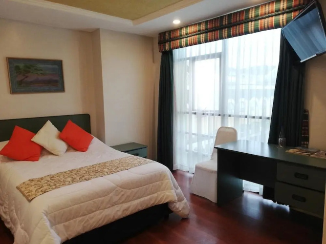 Hotel Bombuscaro