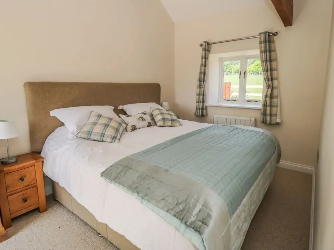 Lake Farm Cottage