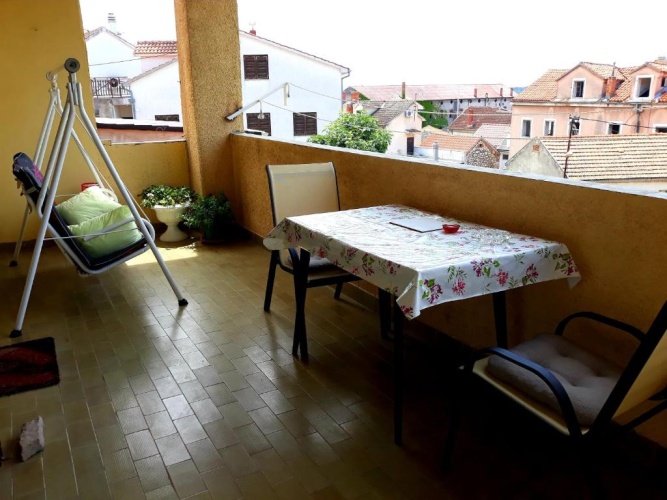 1 Bedroom Apartment with balcony