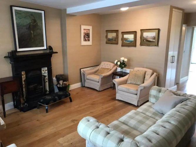3 Bedrooms Cottage