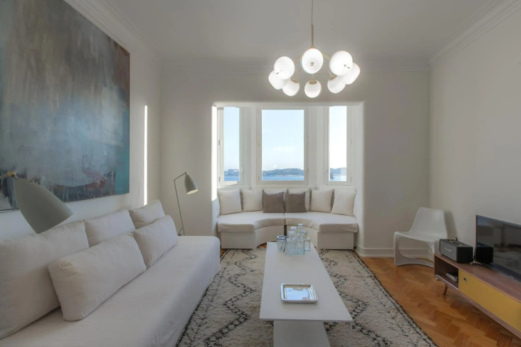Cabral 5 Stars View