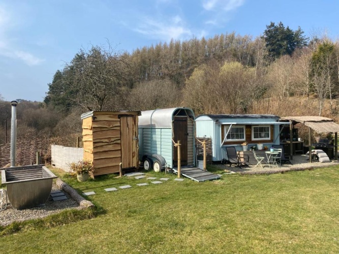 Double Cottage