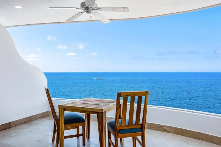 Standard Double room with ocean view