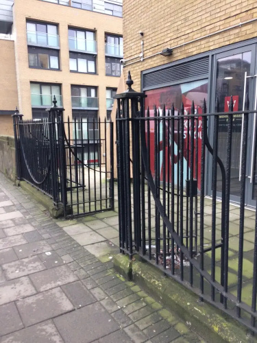 2 Bedroom Flat In Limehouse