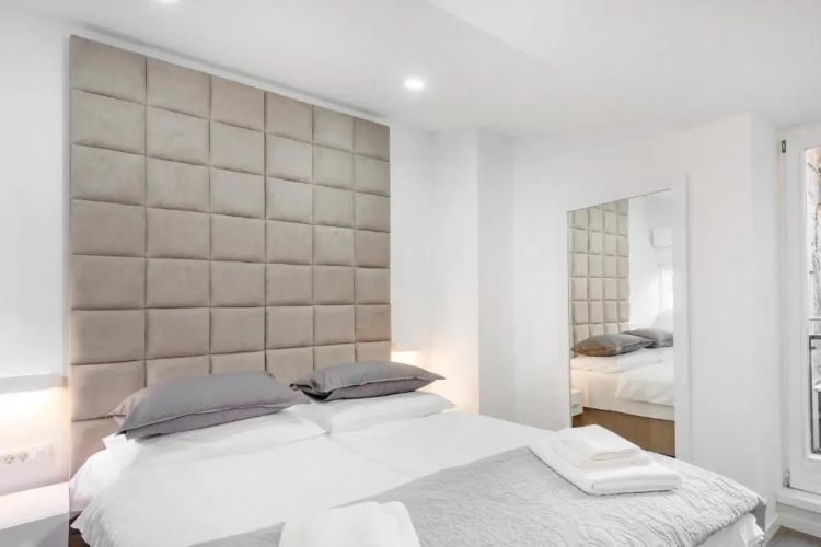 Feel like an Emperor Apartment