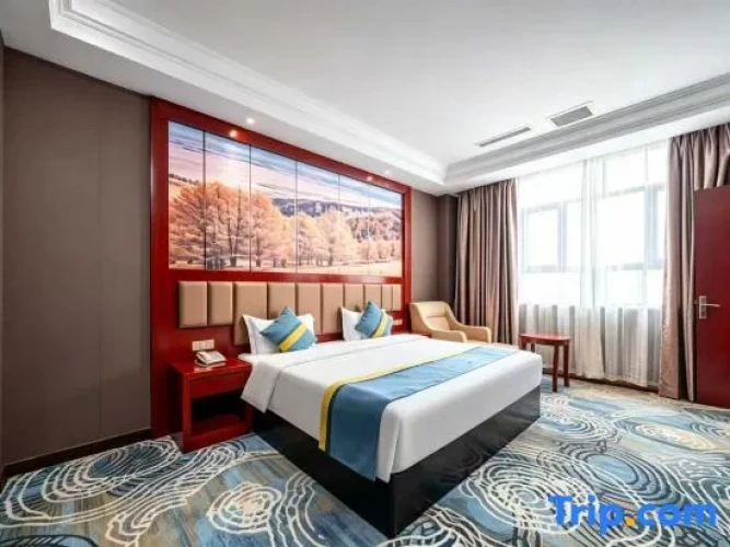 Deluxe Suite