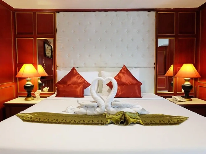 Suite with balcony