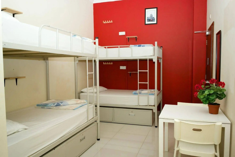 Mitraa Inn