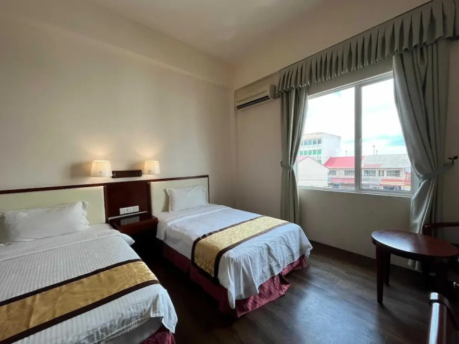 Hotel O Atari Inn