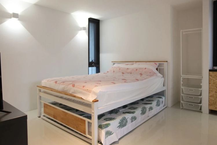 302 Place