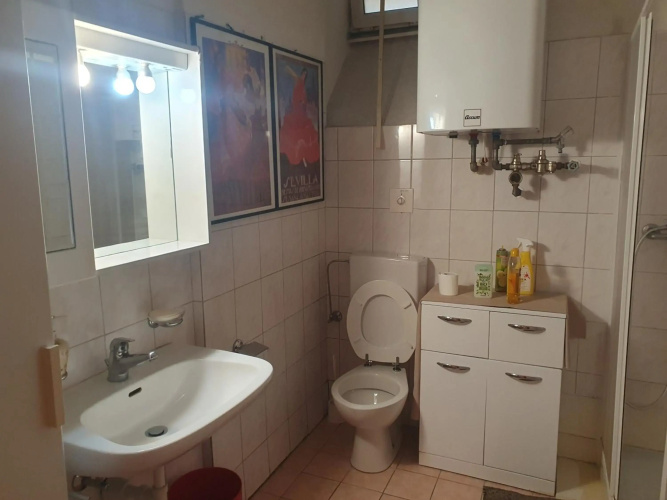 Economy Studio Central Lugano