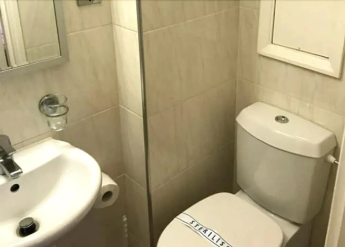 Economy Triple room