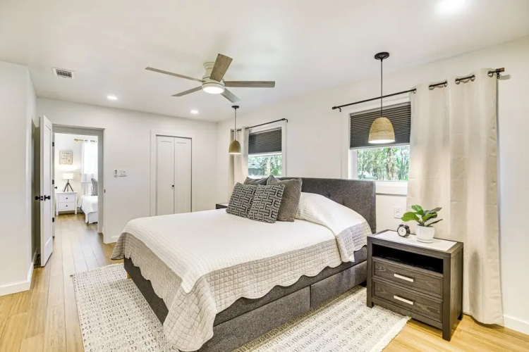 Charming Canalfront Retreat w/ Double Boat Slip!