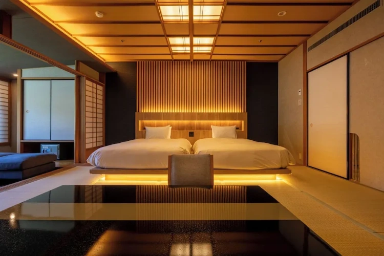 Japanese-Western Style 10 Tatami Mats Twin room River Side