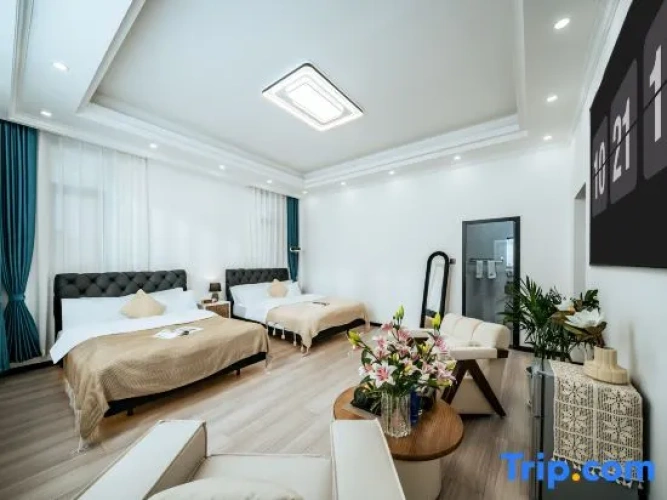 Premium Twin room