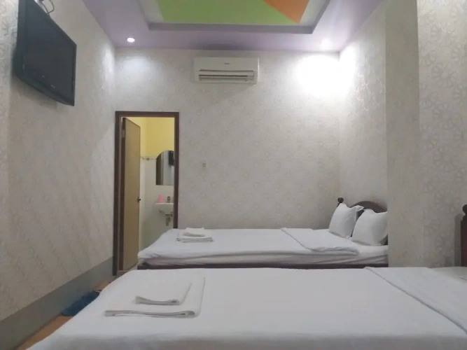 Standard Triple room