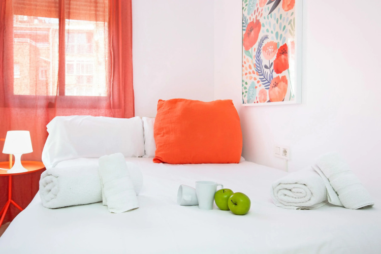 HiGuests - PobleSec Apartment