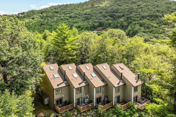 Mountain-view Campton Retreat ~ 3 Mi to Ski Slopes