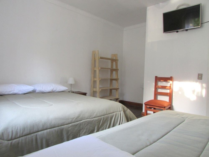 Hostal Romandia-33.44279