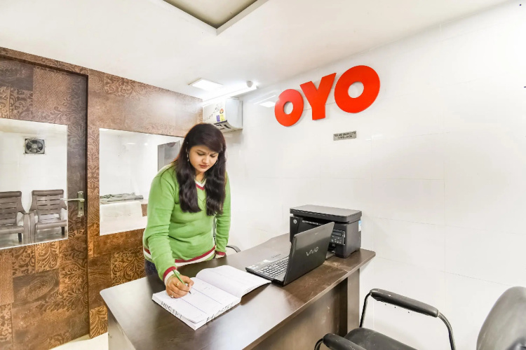 OYO 66046 Hotel Supreet Inn