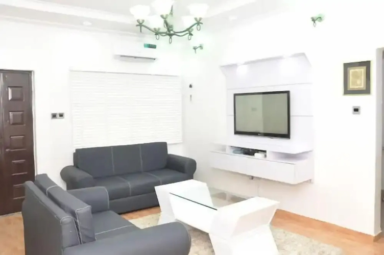 Keton Apartment