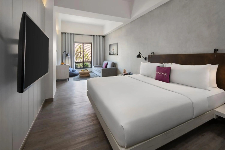 Moxy Bandung