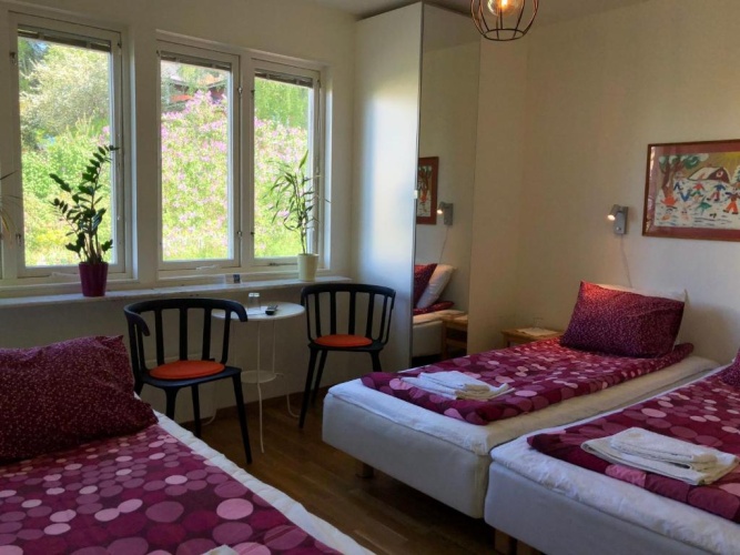 Standard Triple room