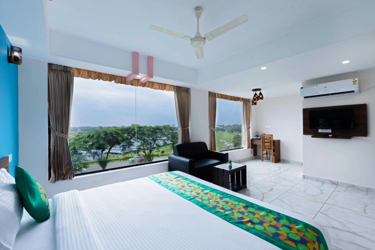 Deluxe Triple room