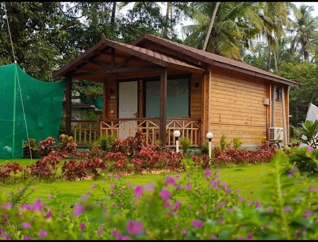 Deluxe Double Cottage