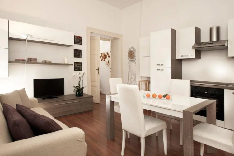 Spanish Steps Apartment At ItalyRents