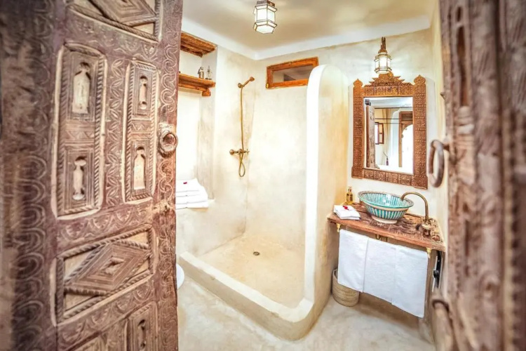 Marrakesh Villa Sleeps 14 with Pool