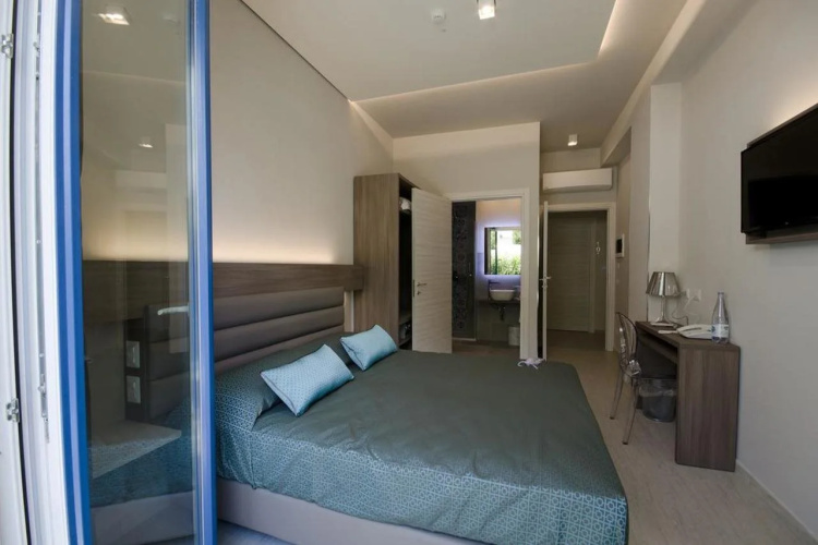 Hermes Hotel