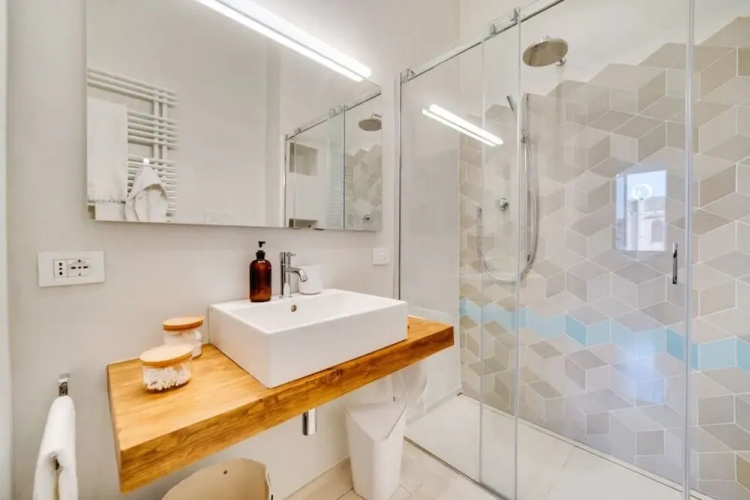 Beautiful Designer Flat Close to Pantheon, Serviced by Hostmaker