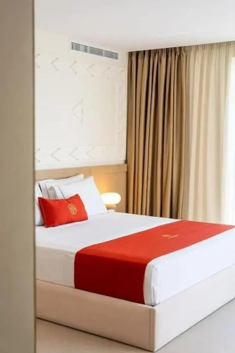 Standard Double room with balcony and with partial sea view
