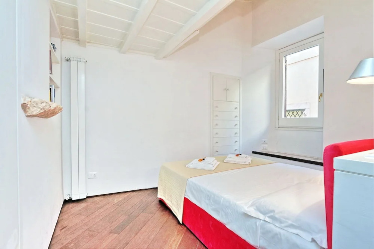 Rome Accommodation - Campo de Fiori III