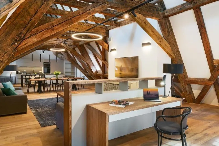 Presidential Apartment