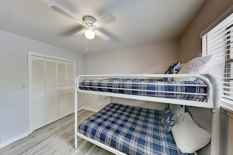 542nd98c 2 Bedroom Condo
