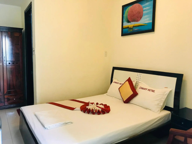 Canary Hotel Hue