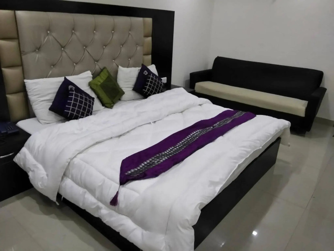 Hotel Vishesh Continental