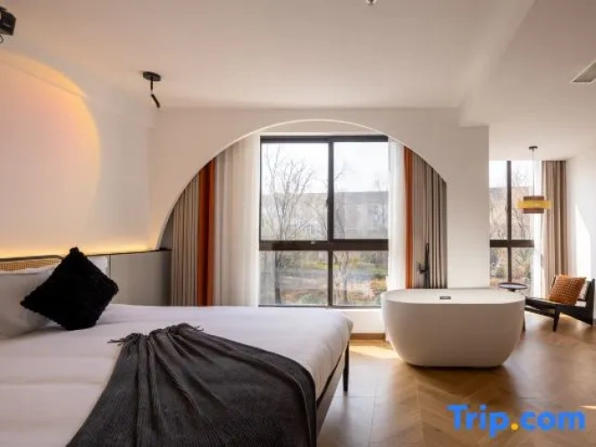 Standard Double room with river view