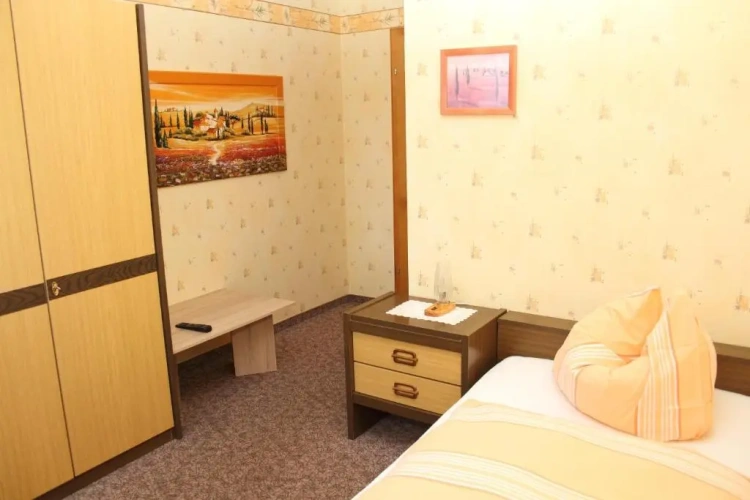 Standard Double room with view