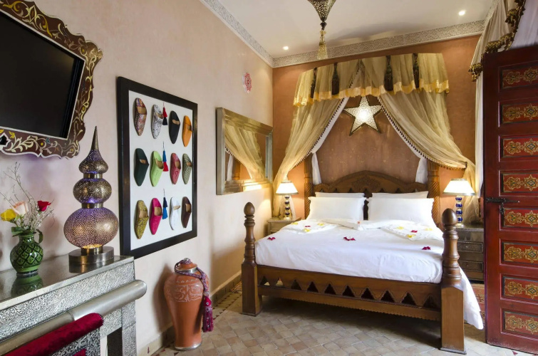 Riad Hikaya
