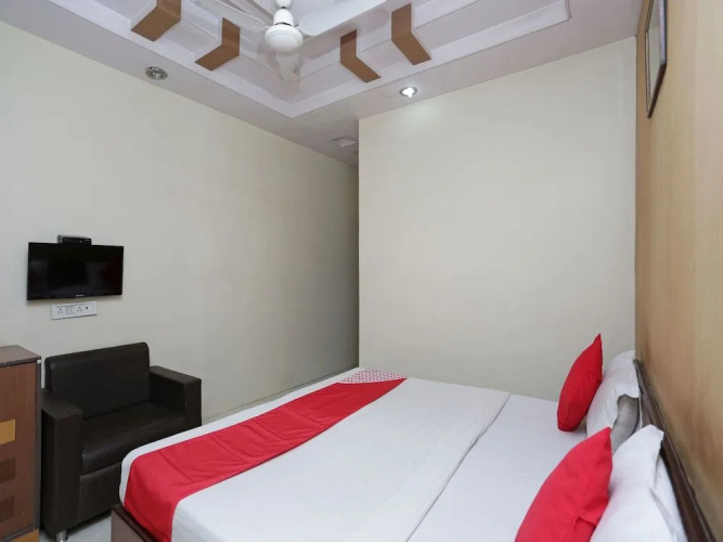 OYO 12914 Hotel Jagdish
