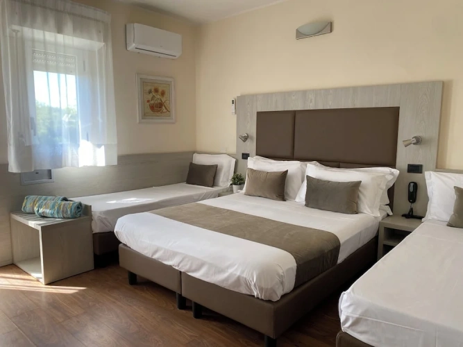 Superior Quadruple room with balcony