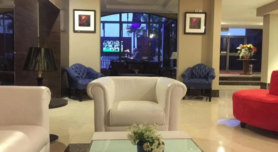 Casablu Hotel