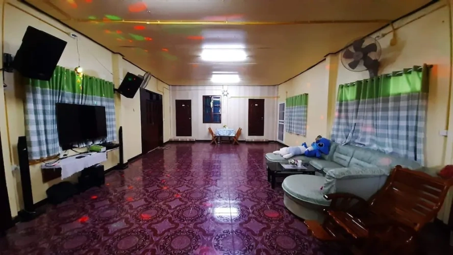 Standard Family room