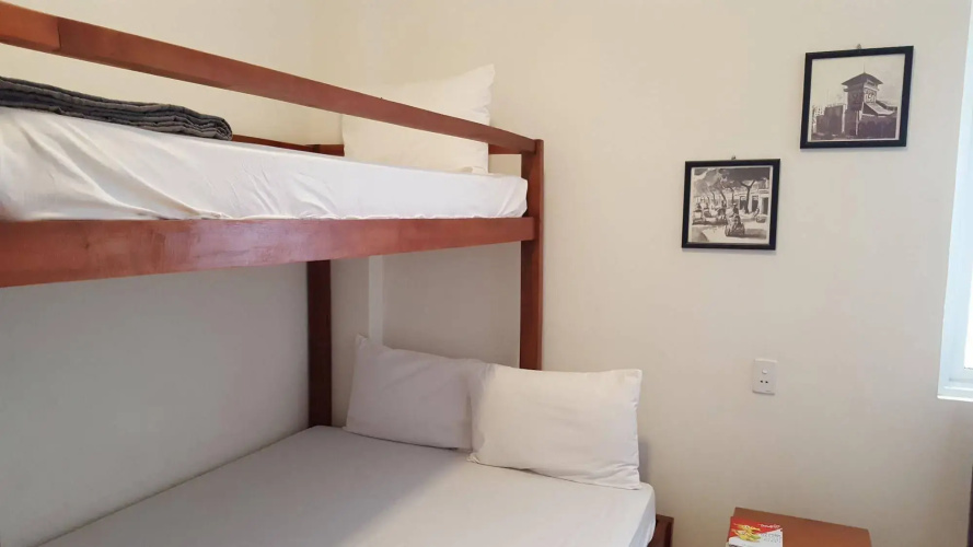 Glocal Beachside Hostel