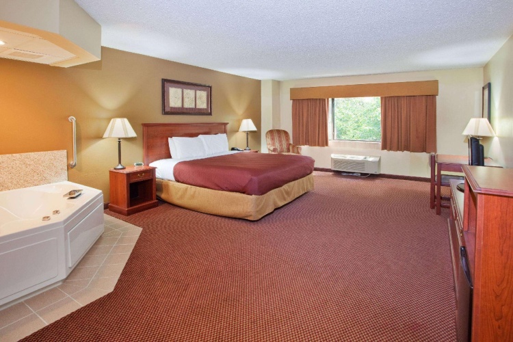 1 Bedroom Double Suite