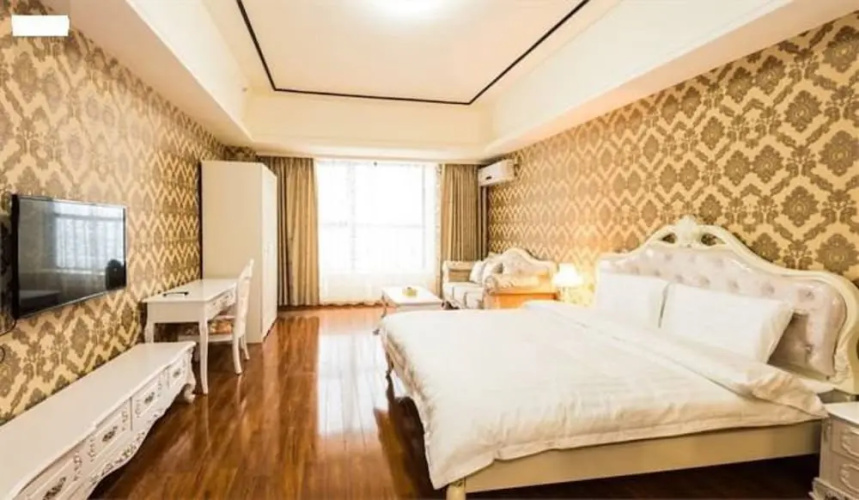 Kaimi Theme Apartment Hotel